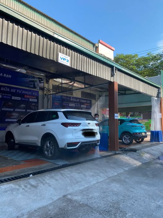 Dịch vụ rửa xe và chăm sóc xe chuyên nghiệp